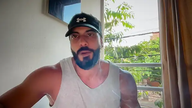 Snapshot of romeolovedark chatting on 10, 7, 2026 romeolovedark online show from 10, 7, 2026