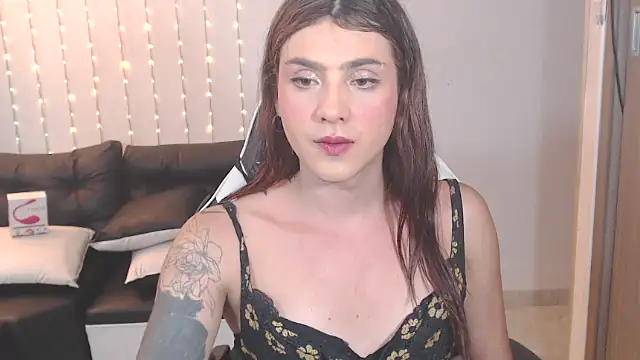 Snapshot of ximena22love chatting on 25, 1, 2025 ximena22love online show from 25, 1, 2025