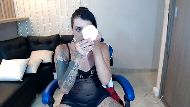Snapshot of ximena22love chatting on 25, 9, 2025 ximena22love online show from 25, 9, 2025