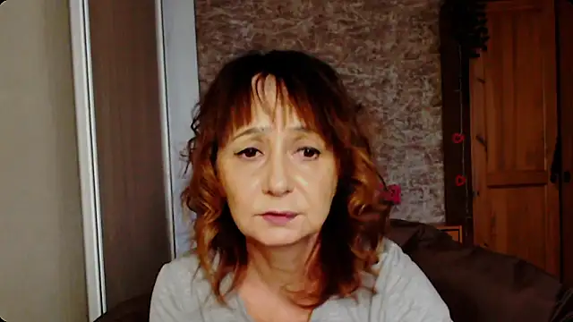 AnnieEltgant online show from 9, 1, 2026