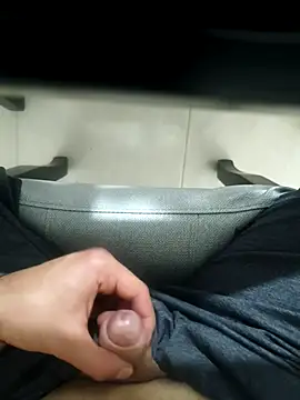 Snapshot of molok329 chatting on 11, 11, 2025 molok329 online show from 11, 11, 2025