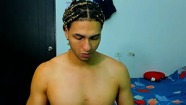 Snapshot of Kris_Khalifa69 chatting on 12, 3, 2025 Kris Khalifa69 online show from 12, 3, 2025