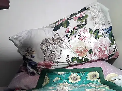 CarelineJoy online show from 7, 10, 2025