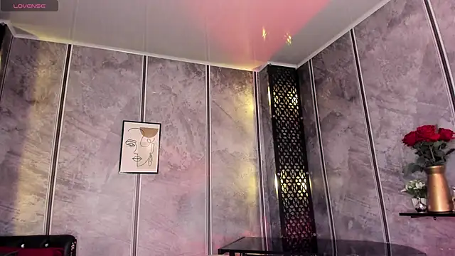 Amaraa Lewis online show from 5, 2, 2025