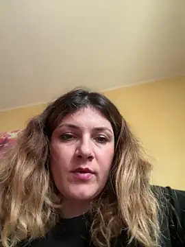 DaisyVibesss online show from 10, 1, 2025