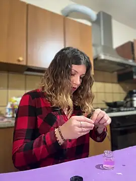 DaisyVibesss online show from 12, 3, 2025