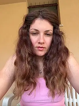 Snapshot of DaisyVibesss chatting on 17, 4, 2026 DaisyVibesss online show from 17, 4, 2026