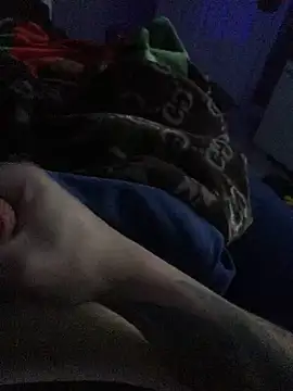 Snapshot of Hugetings chatting on 19, 12, 2024 Hugetings online show from 19, 12, 2024