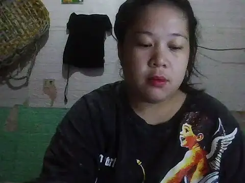 Snapshot of hotsexylyn chatting on 18, 12, 2025 hotsexylyn online show from 18, 12, 2025