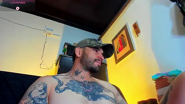 CamiloGray  online show from 16, 2, 2025