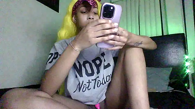 Snapshot of sexybribri@xh chatting on 10, 1, 2025 sexybribrixh online show from 10, 1, 2025