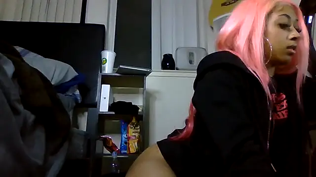 Snapshot of sexybribri@xh chatting on 11, 3, 2025 sexybribrixh online show from 11, 3, 2025