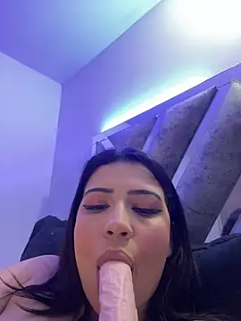 cutesarah  online show from 16, 2, 2025