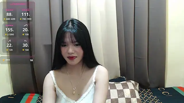 Snapshot of x_brittany_x chatting on 25, 4, 2026 x brittany x online show from 25, 4, 2026