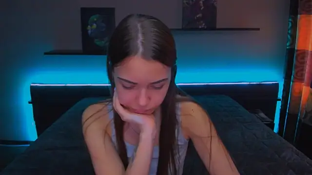 AlexaBarkley online show from 3, 3, 2025