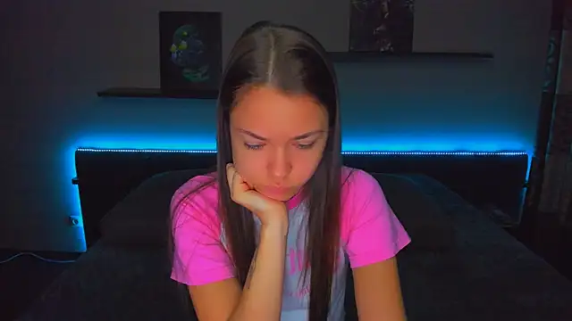 AlexaBarkley online show from 14, 10, 2025