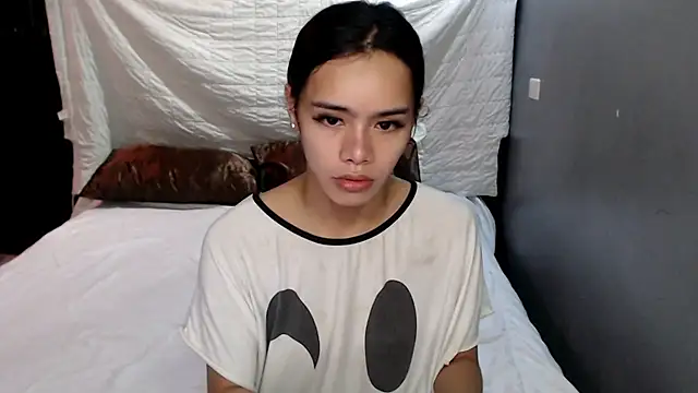 Snapshot of shecutie69 chatting on 29, 9, 2025 shecutie69 online show from 29, 9, 2025