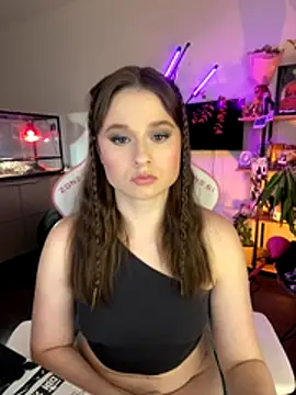 sweetest pie online show from 13, 12, 2025