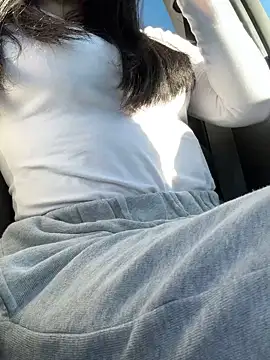 clairewntr online show from 3, 3, 2025