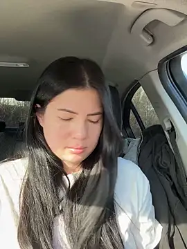 clairewntr online show from 4, 3, 2025