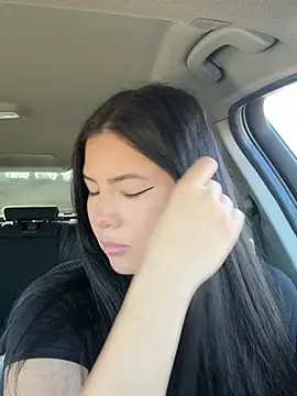 clairewntr online show from 19, 3, 2025