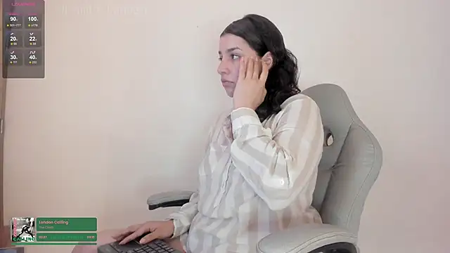 Snapshot of carmesix chatting on 15, 12, 2025 carmesix online show from 15, 12, 2025