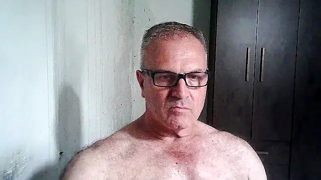 Snapshot of eduar570 chatting on 18, 1, 2026 eduar570 online show from 18, 1, 2026