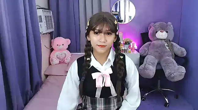 urlovelyfreya online show from 18, 2, 2025