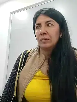 aisha latina online show from 11, 2, 2025