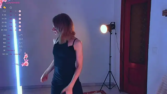 Arielle  03 online show from 3, 10, 2025