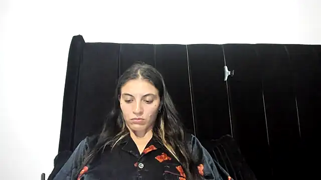 Snapshot of mariecam420 chatting on 9, 6, 2026 mariecam420 online show from 9, 6, 2026