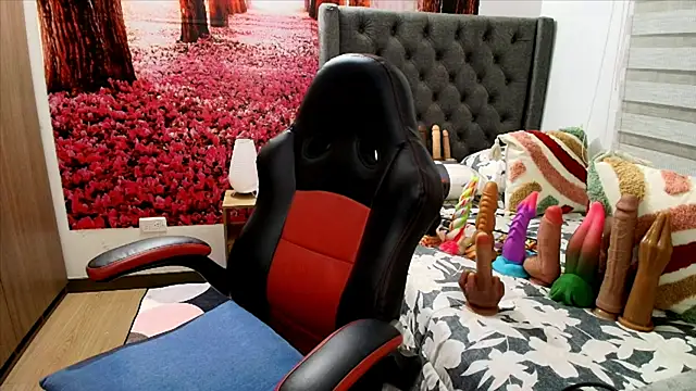 Snapshot of sofia23dirty chatting on 24, 2, 2025 sofia23dirty online show from 24, 2, 2025