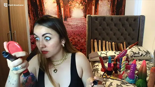 Snapshot of sofia23dirty chatting on 8, 10, 2025 sofia23dirty online show from 8, 10, 2025