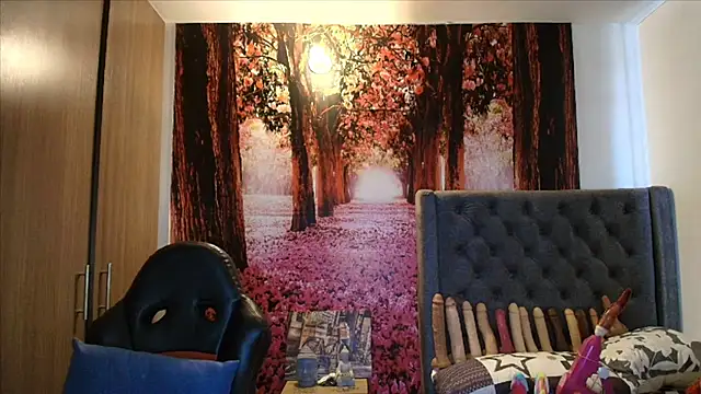 Snapshot of sofia23dirty chatting on 8, 11, 2025 sofia23dirty online show from 8, 11, 2025