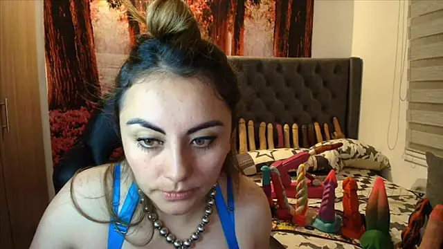 Snapshot of sofia23dirty chatting on 13, 1, 2026 sofia23dirty online show from 13, 1, 2026