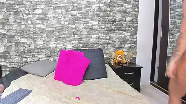 MiaCelestte online show from 2, 3, 2025