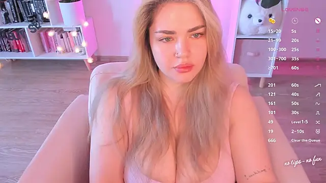 pussy-kattt online show from 27, 5, 2026