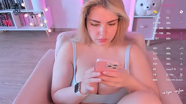 pussy-kattt online show from 30, 5, 2026