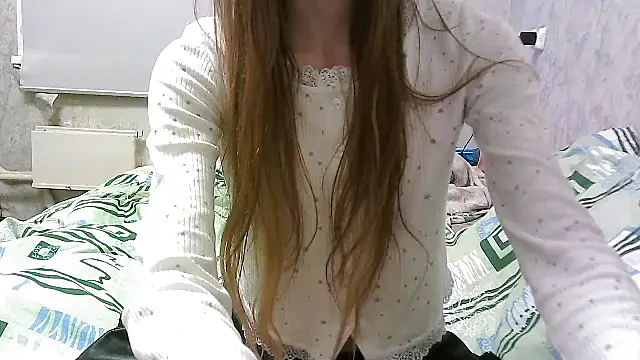 Snapshot of KittyBounty chatting on 14, 12, 2025 KittyBounty online show from 14, 12, 2025