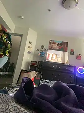 Snapshot of CutieFrmthehood chatting on 3, 1, 2025 CutieFrmthehood online show from 3, 1, 2025