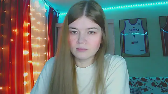 Snapshot of Klementa chatting on 10, 11, 2025 Klementa online show from 10, 11, 2025