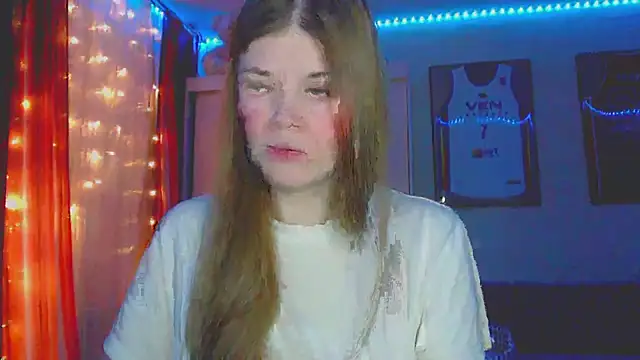 Snapshot of Klementa chatting on 27, 11, 2025 Klementa online show from 27, 11, 2025