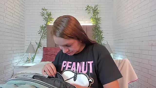 Snapshot of miataylorr1 chatting on 13, 1, 2025 miataylorr1 online show from 13, 1, 2025