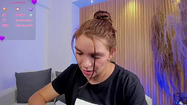 Snapshot of miataylorr1 chatting on 27, 2, 2025 miataylorr1 online show from 27, 2, 2025