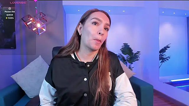 Snapshot of miataylorr1 chatting on 13, 9, 2025 miataylorr1 online show from 13, 9, 2025