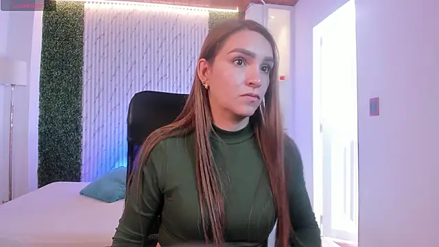 Snapshot of miataylorr1 chatting on 15, 10, 2025 miataylorr1 online show from 15, 10, 2025