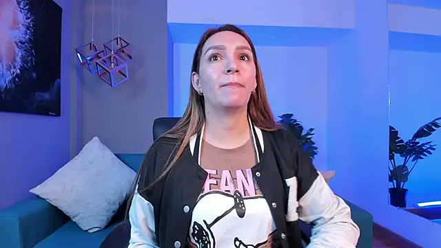 Snapshot of miataylorr1 chatting on 13, 11, 2025 miataylorr1 online show from 13, 11, 2025