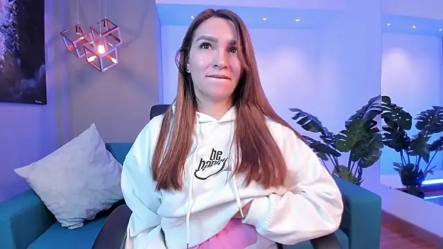 Snapshot of miataylorr1 chatting on 22, 11, 2025 miataylorr1 online show from 22, 11, 2025