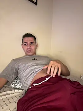 Snapshot of steven_clain chatting on 27, 10, 2025 steven clain online show from 27, 10, 2025