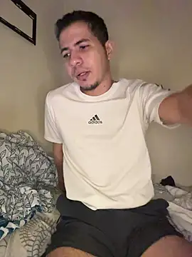 Snapshot of steven_clain chatting on 24, 11, 2025 steven clain online show from 24, 11, 2025